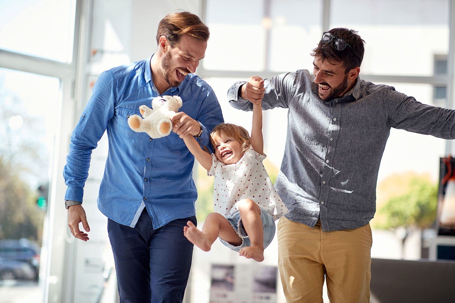 men with a little girl